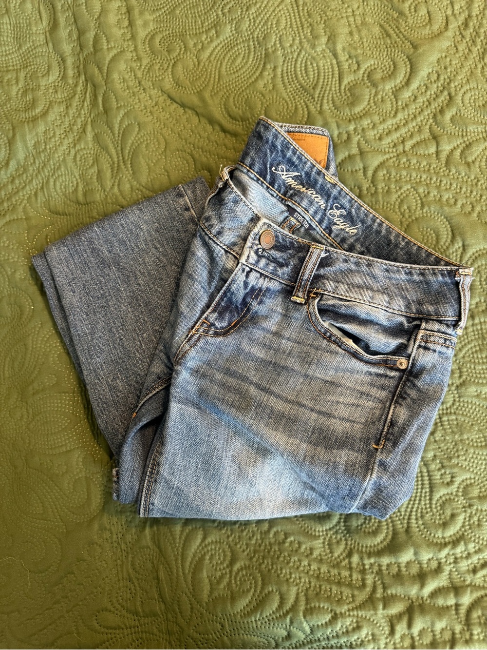 American Eagle Artist Low Rise Bootcut Jeans 2011 Medium Wash Stretch